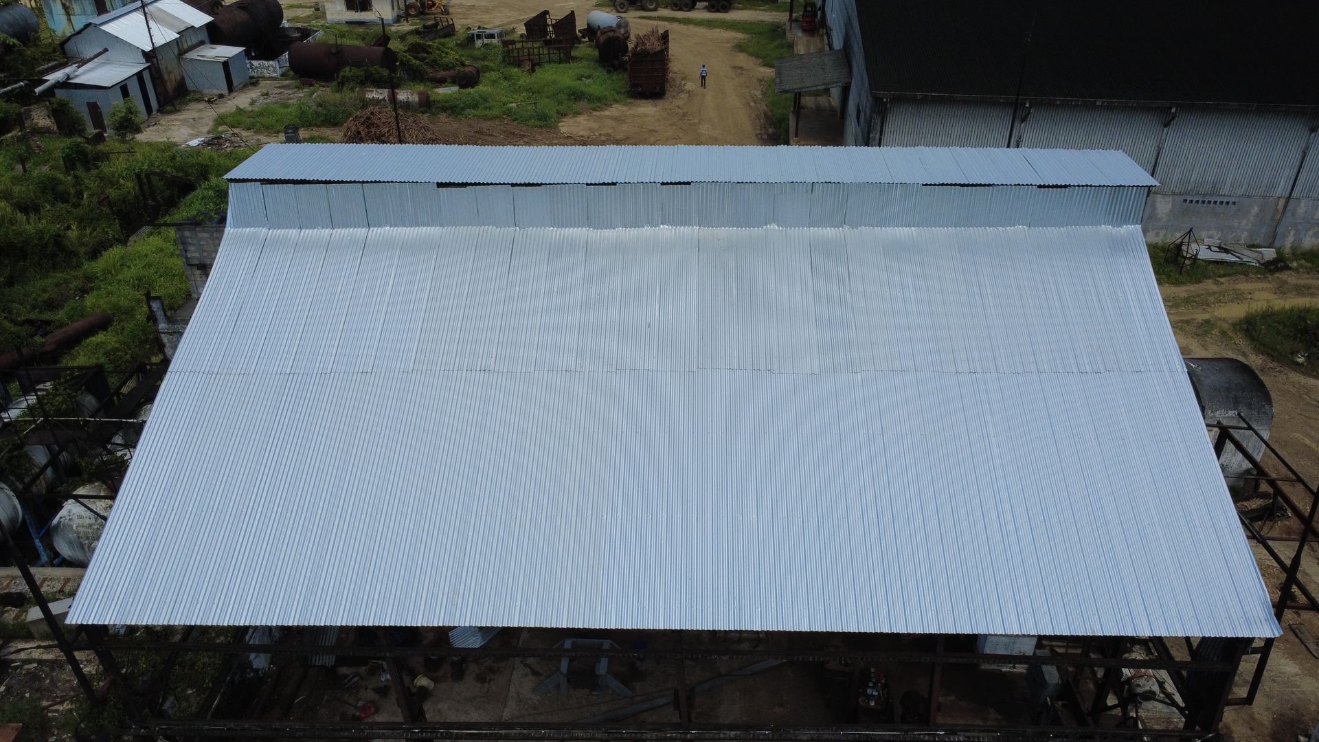 New zinc roof on a factory building at Hampden Distillery, Trelawny